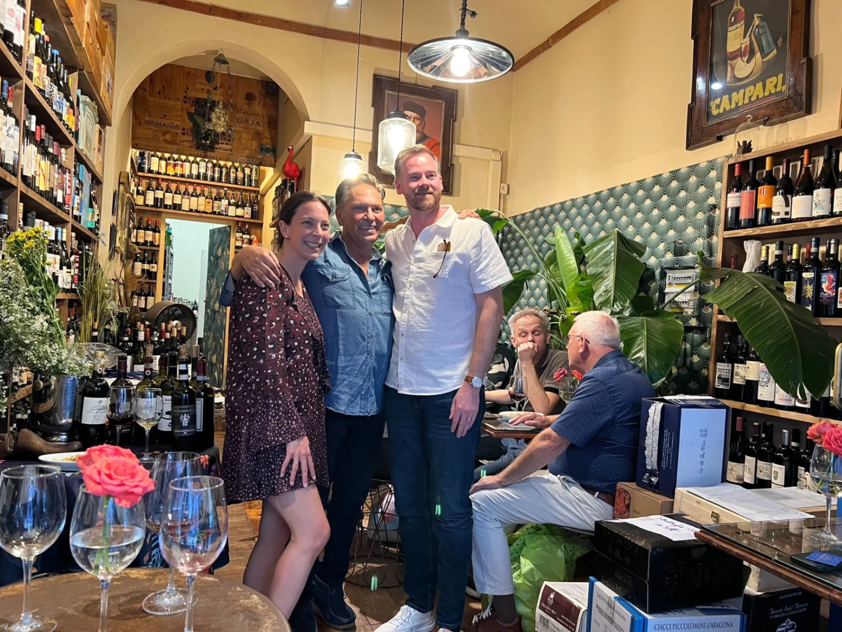 Guests tasting Tuscan wine at Antiche Dogane in Florence (6)
